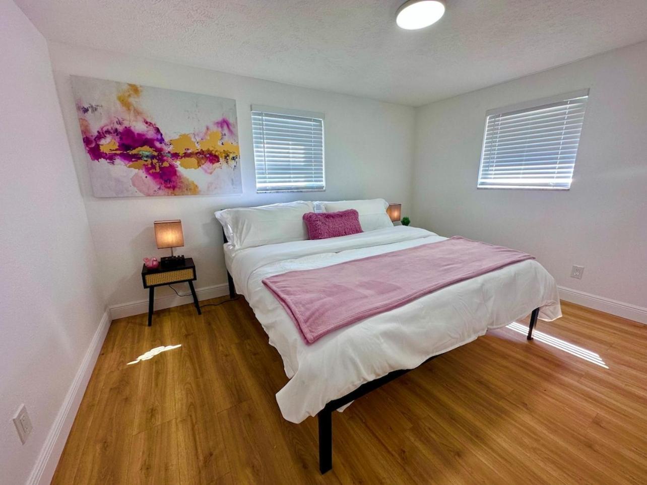 Beautiful And Relaxing 3 Bedrooms 2 Kings Beds Holiday home