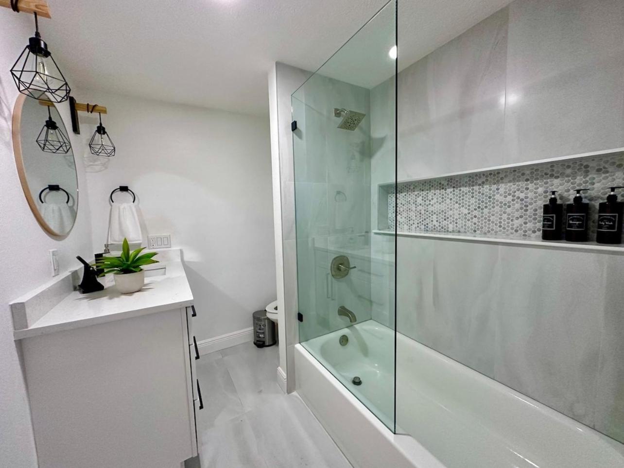 Holiday home Beautiful And Relaxing 3 Bedrooms 2 Kings Beds